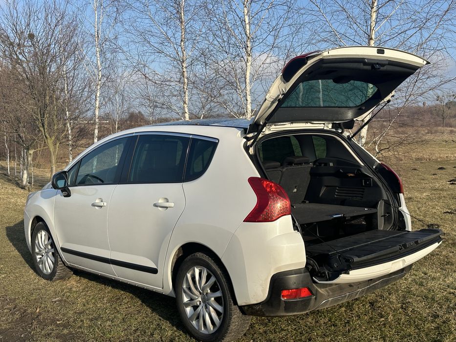 Ляда Пежо 3008 KWED, EZRC  Peugeot двері задні відкидний борт багажник
