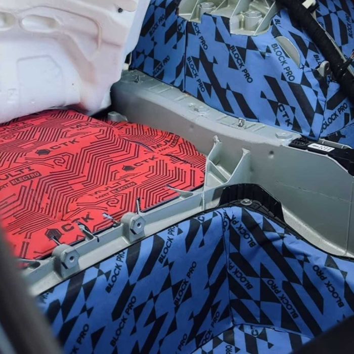 Самоклеюча шумо-віброізоляція CTK MULTIMAT ELECTRO 6,5 мм 70x50 см