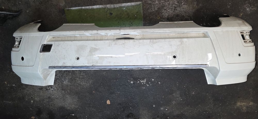 Zderzak tył mercedes glk 2010r