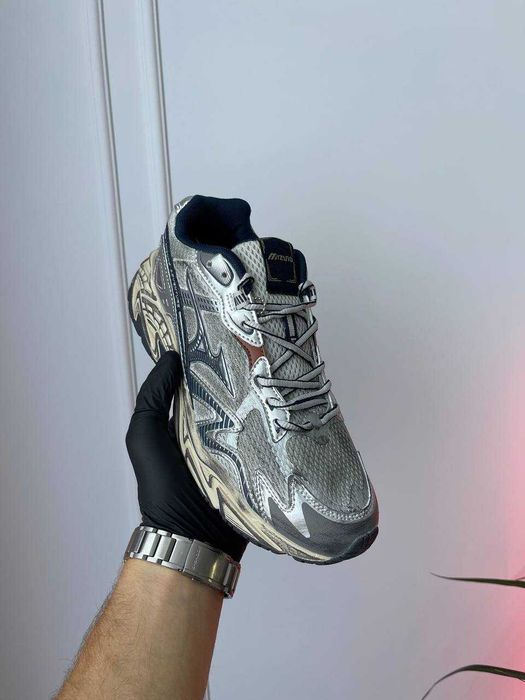 Кросівки Mizuno Adventure Grey White