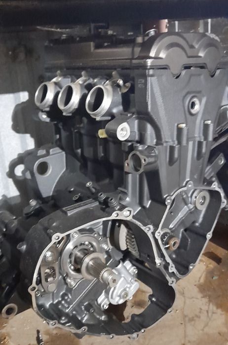 матор кавасакіz750,mto9