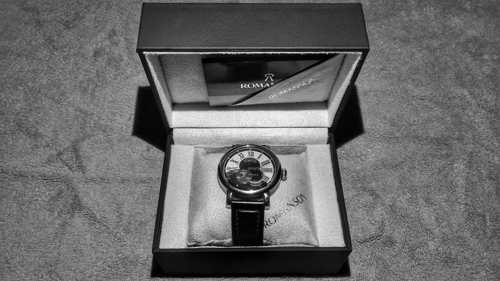 Механические часы Romanson