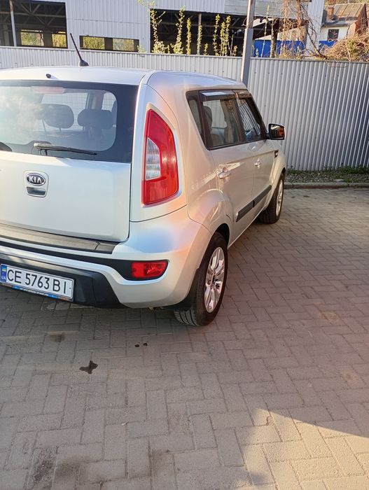 Kia Soul 2011 VIN KNAJT811AC7369190 фото оголошення 9 з 17
