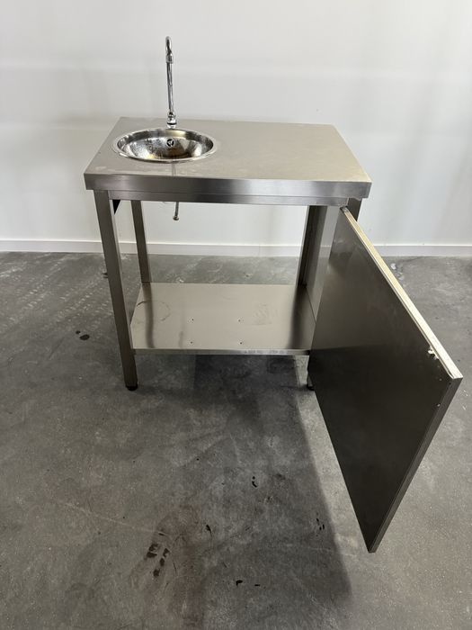 Escaparate com banca / pio