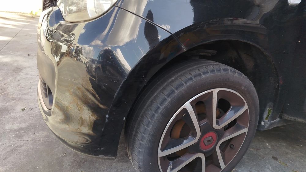 Pára-choques frente RENAULT Twingo III (BCM_)