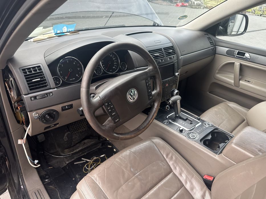 VW Touareg 7L 2008 r lift FL 3.0 TDI części