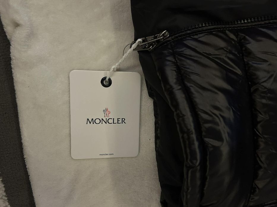 #Moncler kamizelka bezrękawnik czarny metki