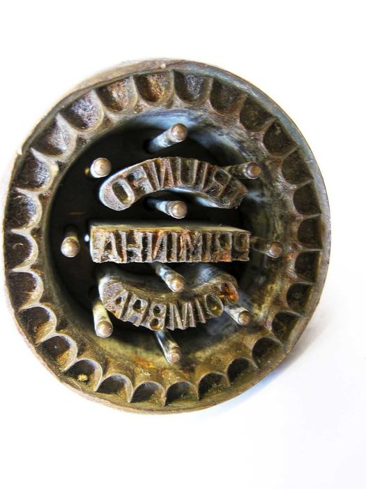 antigo molde mecânico em latão da fábrica de bolachas TRIUNFO Coimbra