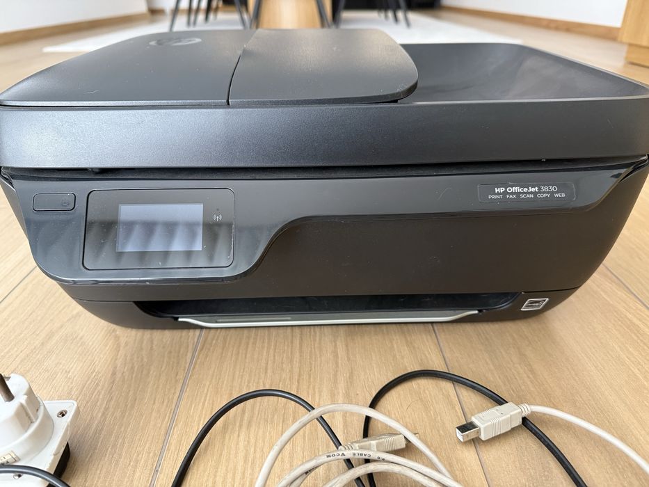 Impressora Multifunções HP OfficeJet 3830 Wi-Fi