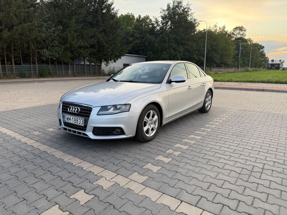 Audi A4 Limousine Audi A4B8 2.0 TDI