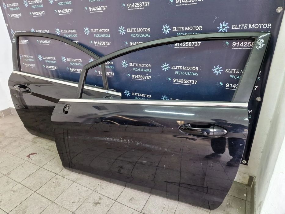Porta usada FORD FIESTA VI 6 frente esquerda direita 3 PORTAS ENVIO