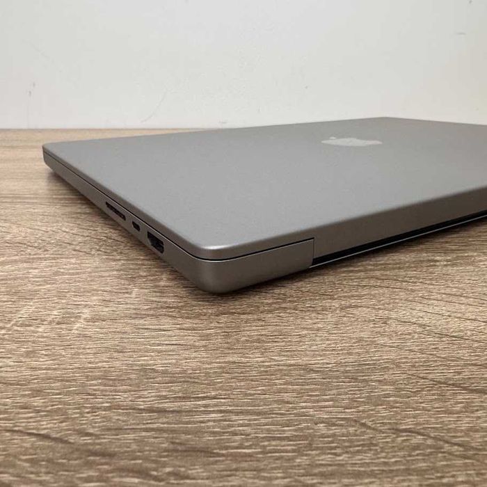 Macbook Pro 16" 2021 M1 Pro / 32Gb DDR5 / SSD 512Gb акб:89% (M1232)
