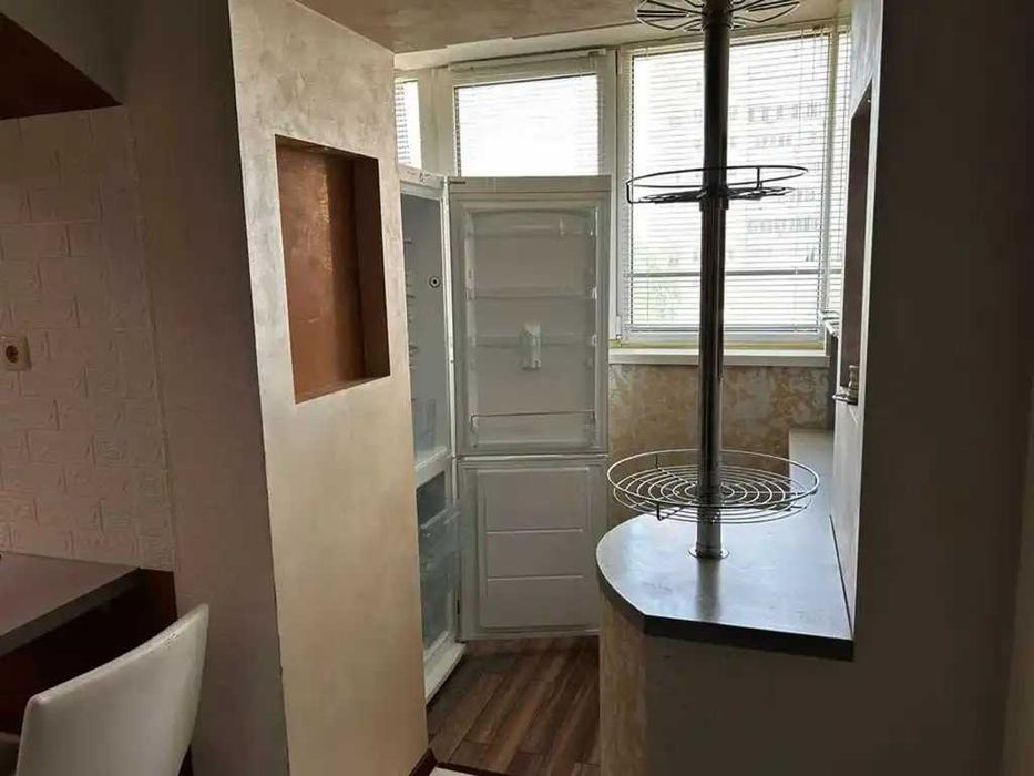 Apartment in Dnipro - More