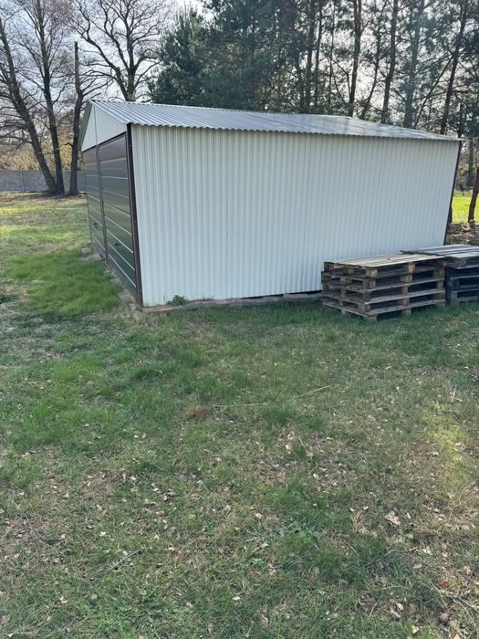 Garaż 5x6 m biały 3 letni stan bdb