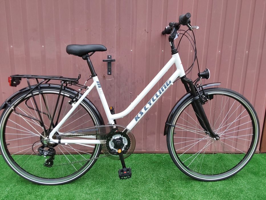 Nowa niemiecka damka oraz inne rowery z Holandii