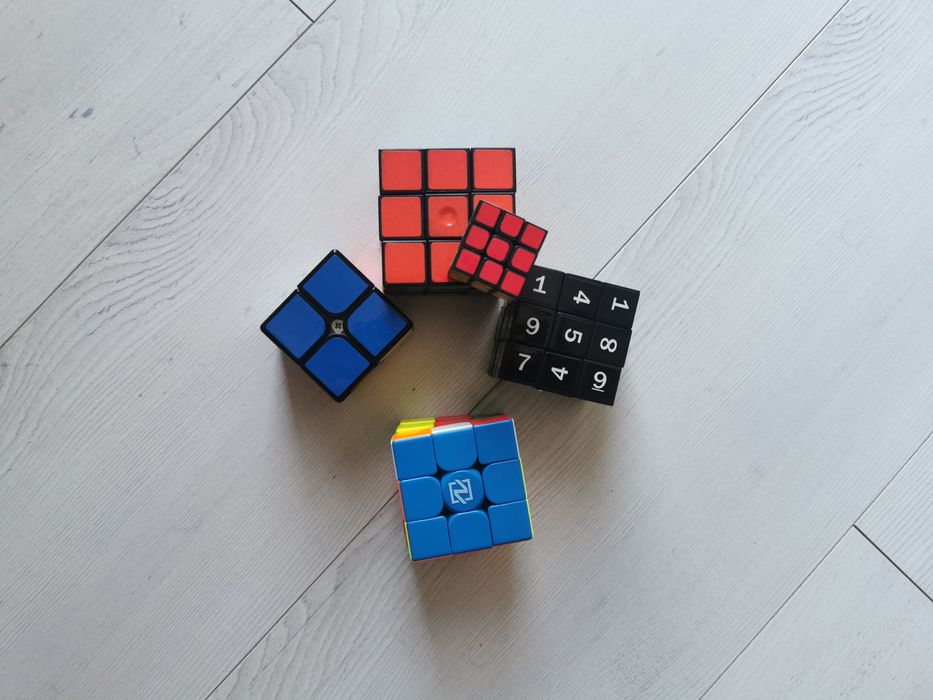 Zestaw kostek Rubika