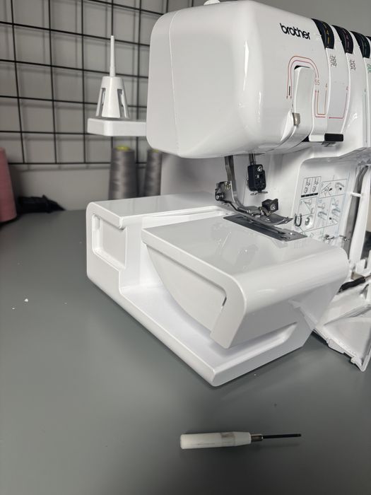 Overlock Brother 2104D