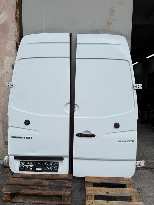 Двері задні ліві праві Mercedes Sprinter W906 високі двері Спрінтер 906