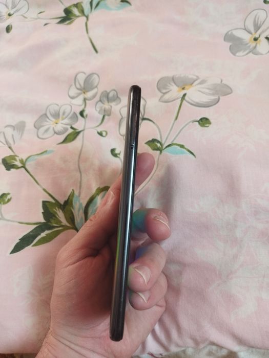 Samsung galaxy A40 SM-A405F.  4/64 NFC
