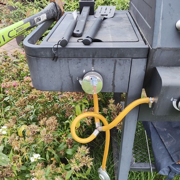 Grill wędzarnik gazowy węglowy