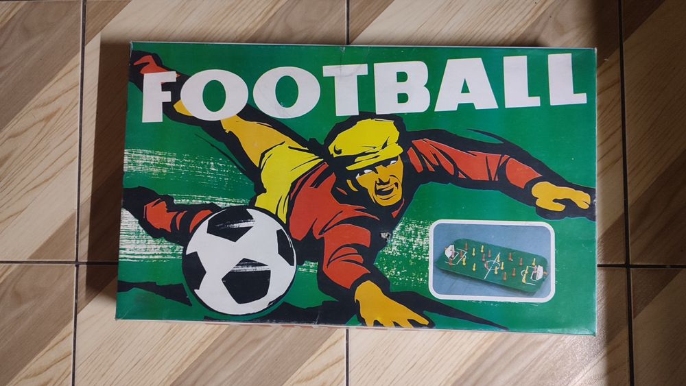 Piłkarzyki -  gra zręcznościowa "Football" -PRL
