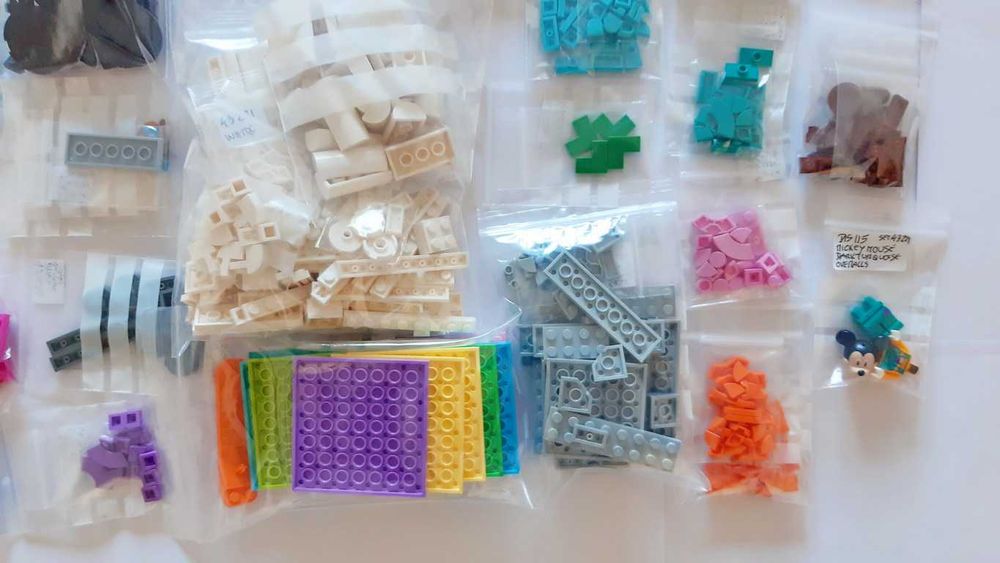 Lego Disney 43221 - Disney Animation Icons 100 Years  peças novas