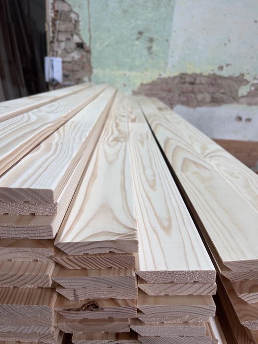 Плінтус підлоговий зрощений