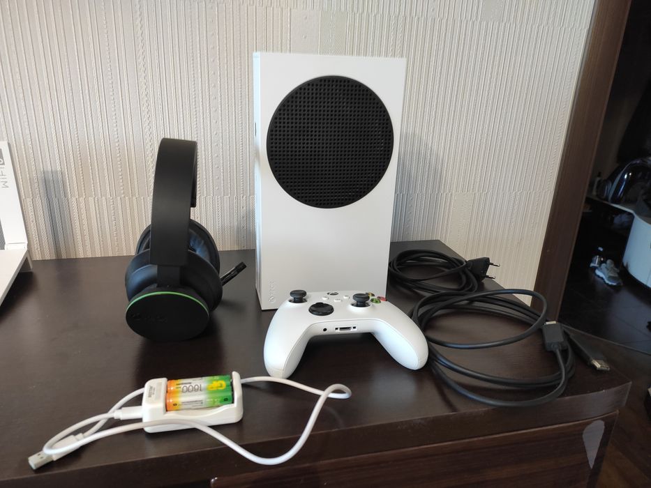 Xbox series S 512gb ігрова консоль