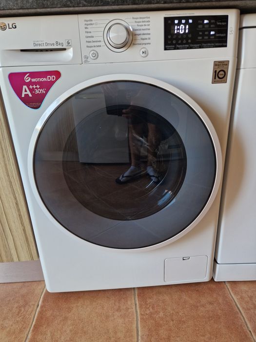 Máquina de lavar roupa LG 8Kg