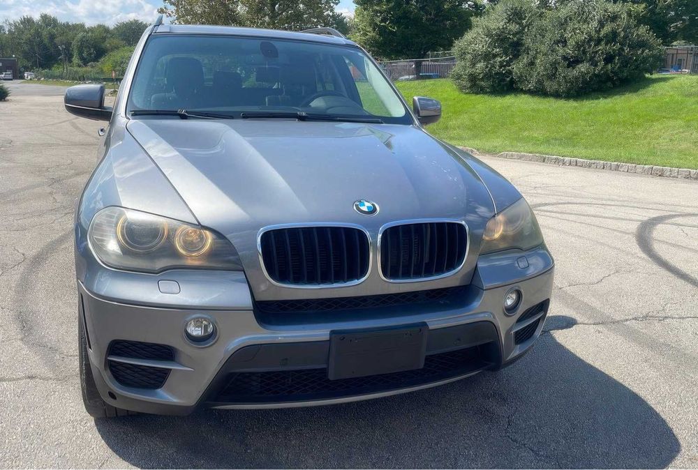 BMW X5      2011