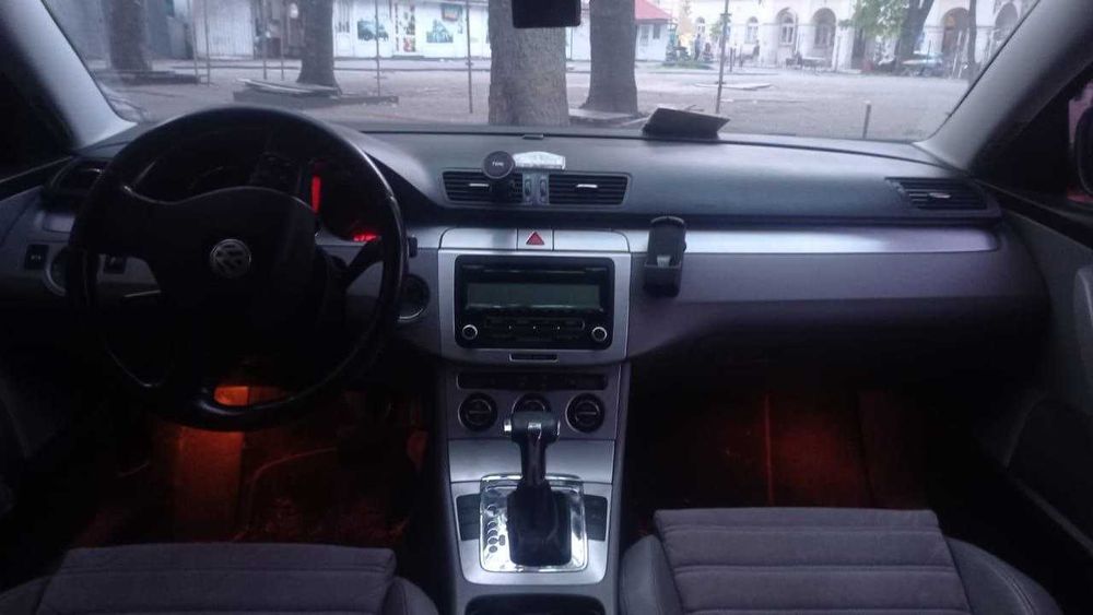 Volkswagen Passat 2008 2.0 TDI дизель