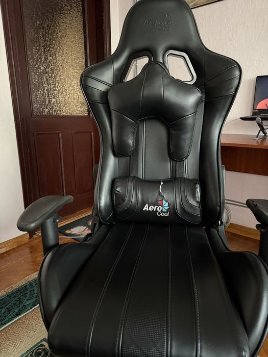 Геймерське крісло AeroCool