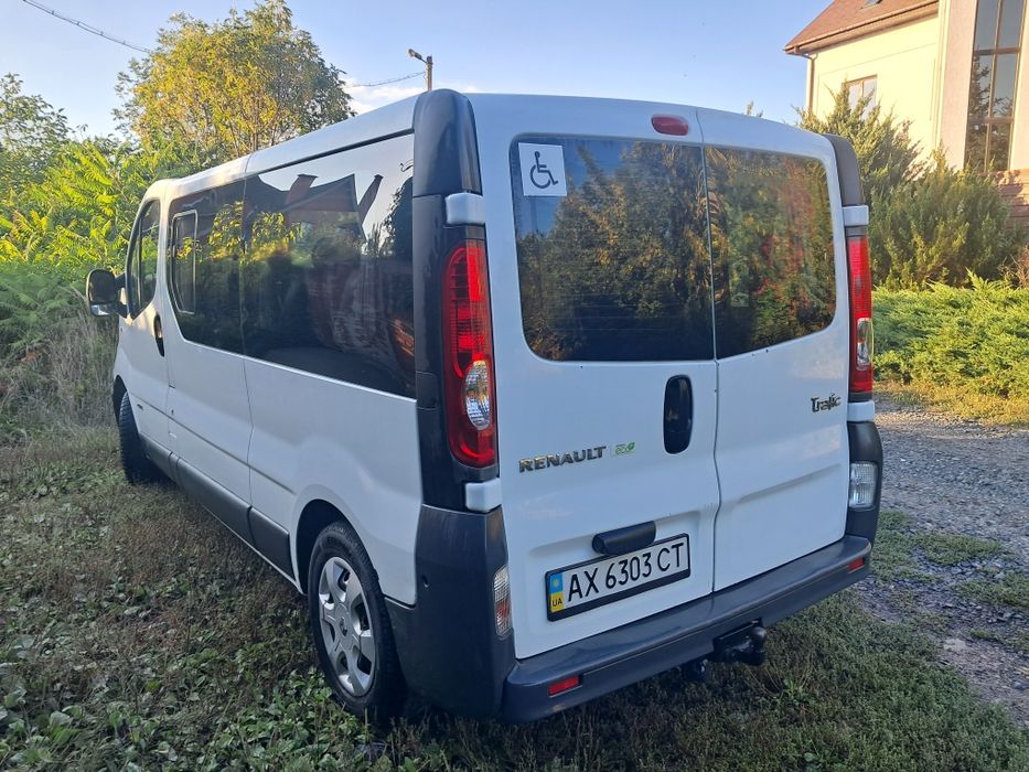 Продам RENAULT traffic 2010год.
