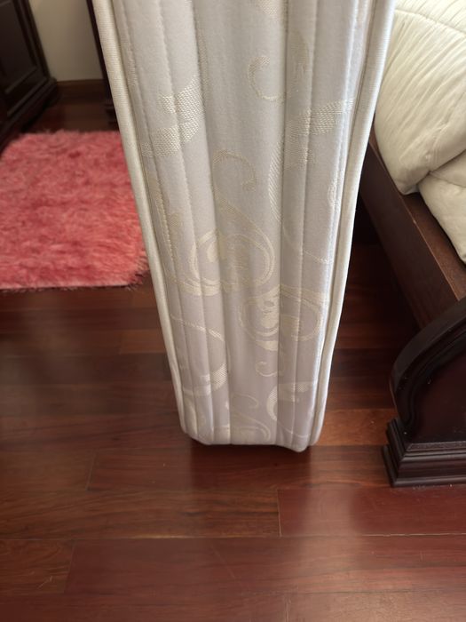 Colchão 140x190 usado