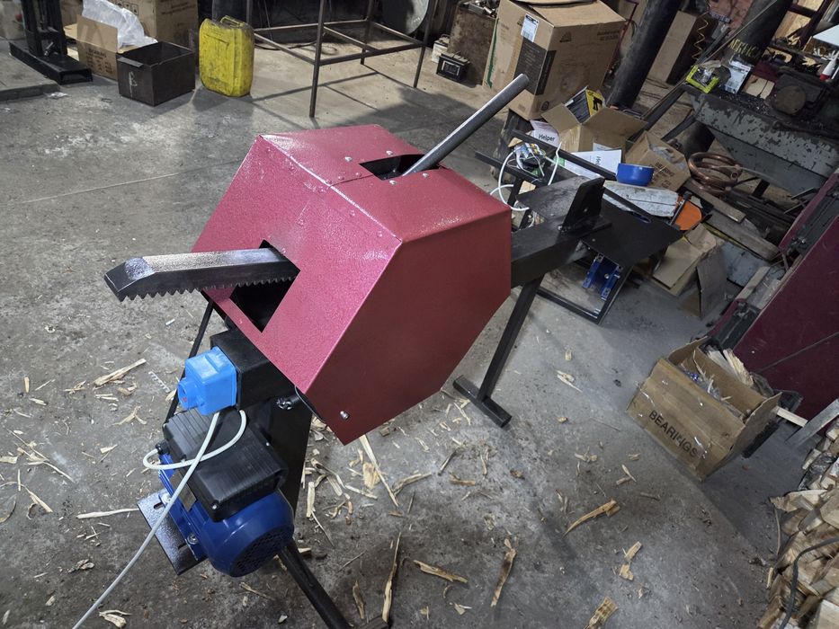 Дровокол рейковий 20т