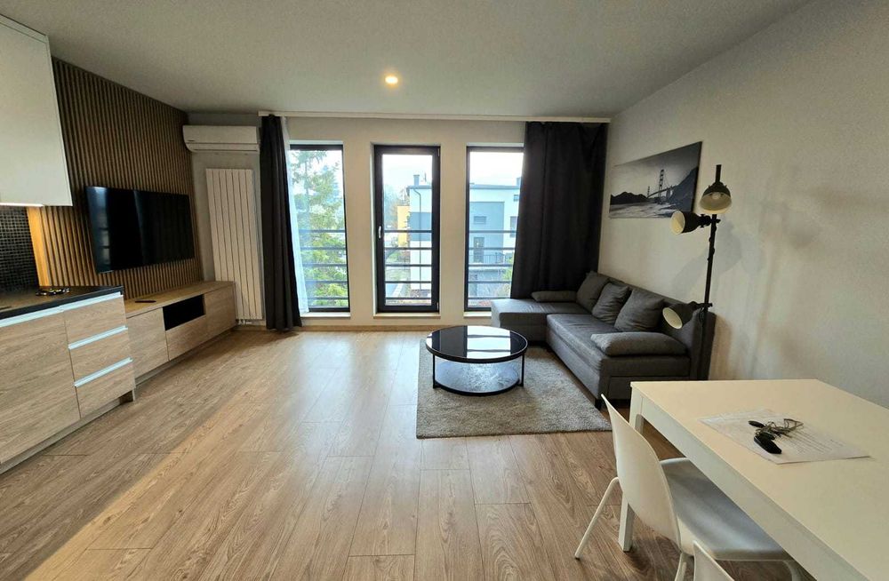 Super 2pok apartament z ogrodem na prywatnej posesji (nowy)