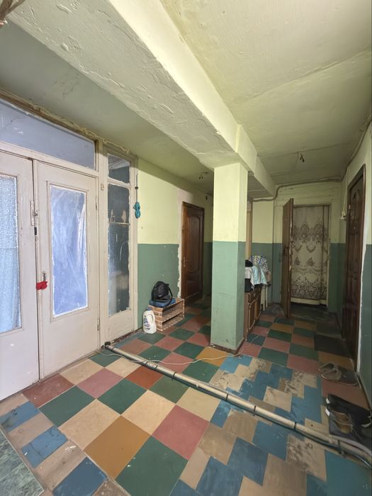 Продаж 2-х кімнат в гуртожитку вул. Кременчуцька