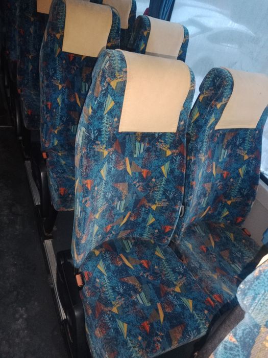 Fotele autobusowe regulowane podłokietniki pasy