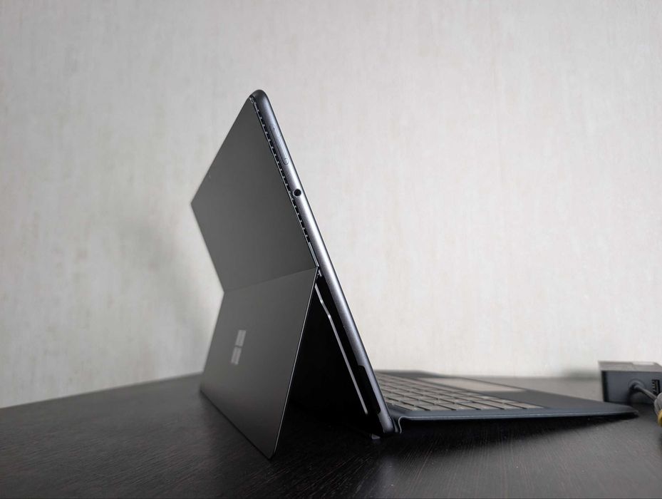 surface pro 9 - купить планшет - Цена на OLX.ua