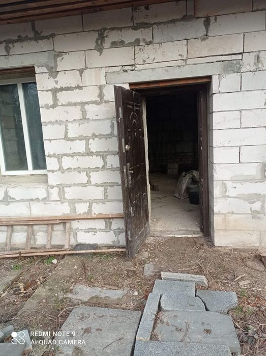 Продаж будинку , біля річки