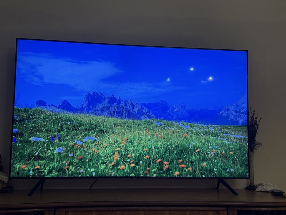 Телевізор SAMSUNG 65 дюймів model UE65TU8002K Оригінал