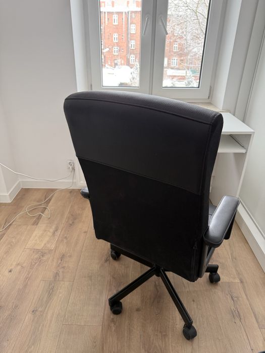 Krzeslo obrotowe Ikea czarne