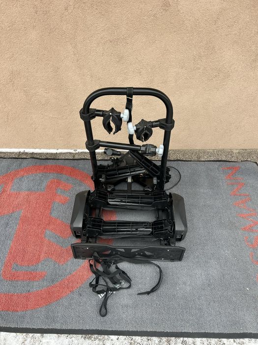 Bagażnik rowerowy na hak holowniczy na trzy rowery uchylny