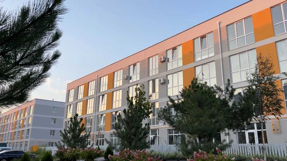 Продаж 1к-Квартири з двориком 38,58м2 ЖК Sanville Park