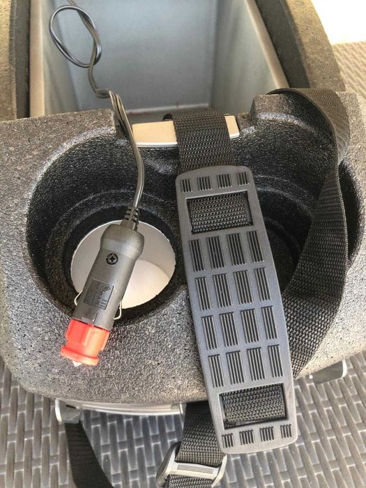 Mala térmica eléctrica  de 12 V / Auto, da EZetil.
