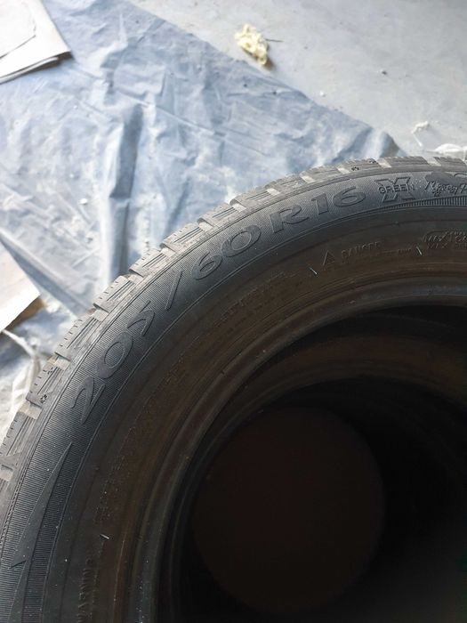 Подам шини б/у Michelin Primacy Alpin 205/60/16