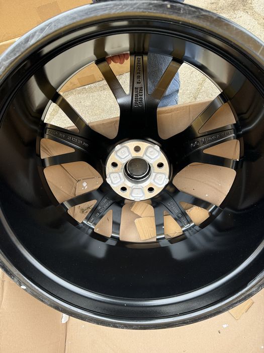 Felgi 22 cale Audi Sport Q7 Q8 SQ7 SQ8 ładny komplet FV