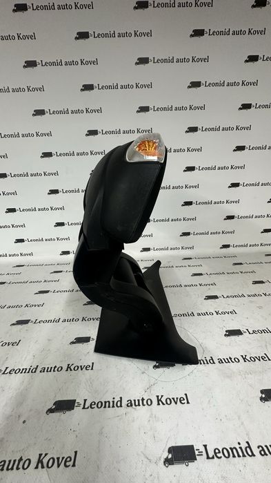 Дзеркало ліве  на Renault Master