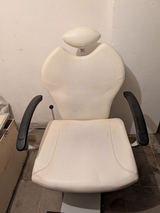 Sprzedam fotel kosmetyczny do pedicure, do stóp z brodzikiem