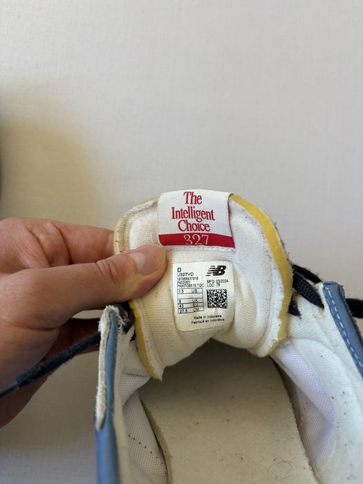 Męskie buty New Balance 327 rozmiar 43